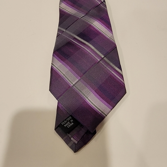 NWT CK Calvin Klien 100% silk tie - Picture 2 of 5